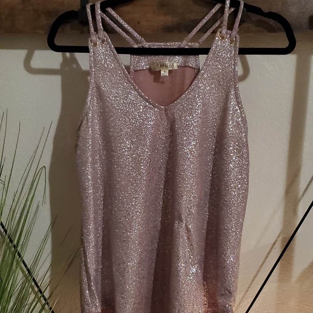 Sleeveless dress blouse